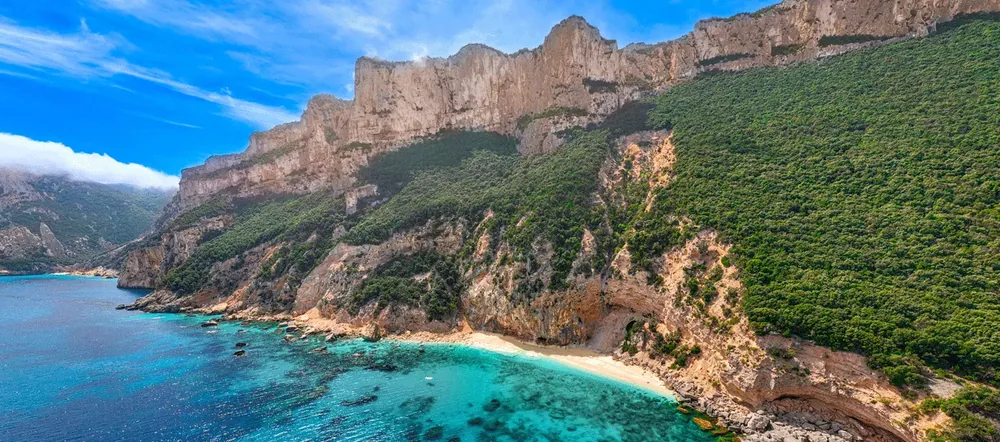Cala Dei Gabbiani, Italy